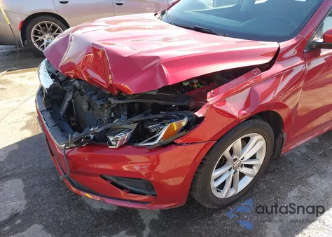 2021 Volkswagen Passat 2.0T S z USA, uszkodzony, nr VIN 1VWAA7A32MC016091